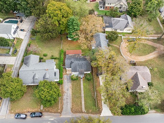 3rd image of 106 44th Ave N