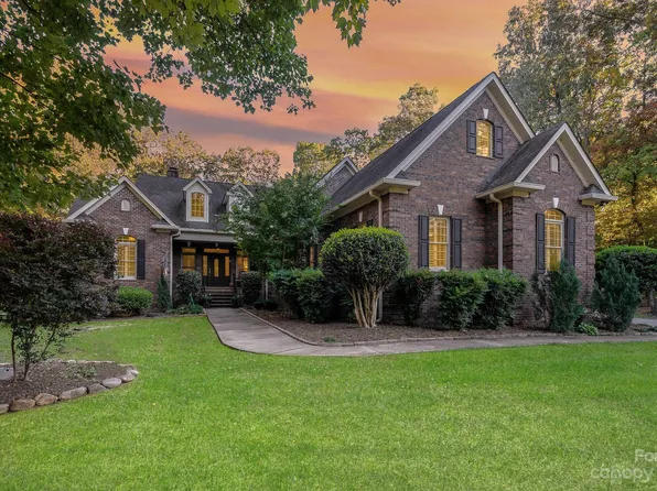 830 Lake Stone Dr, Monroe, NC 28112