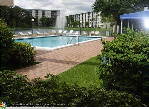 2nd image of 2304 S Cypress Bend Dr APT 512
