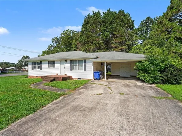1351 Bridgton Rd, Winston Salem, NC 27127