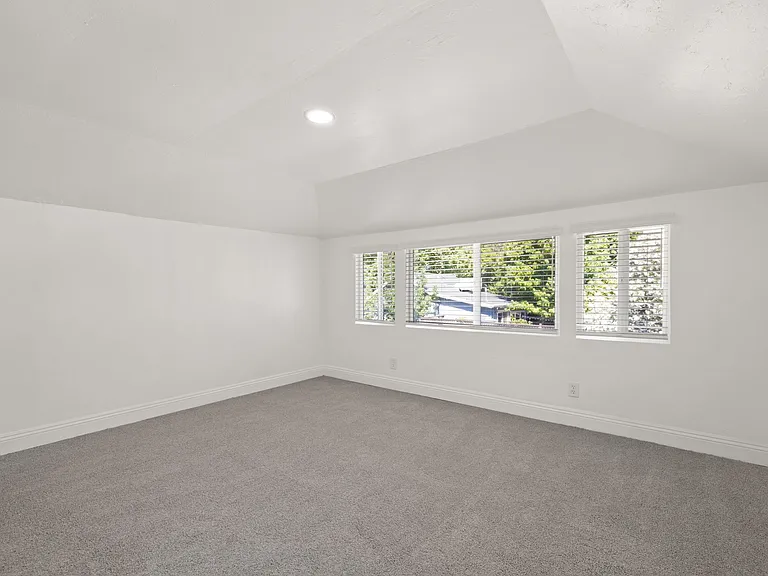 4434 U St — Photo 35