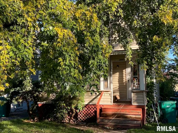 1919 W Clarke Ave, Peoria, IL 61604