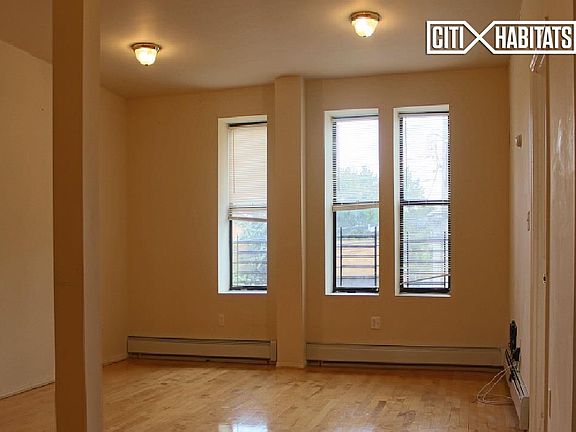 2nd image of 1090 E 92nd St #2