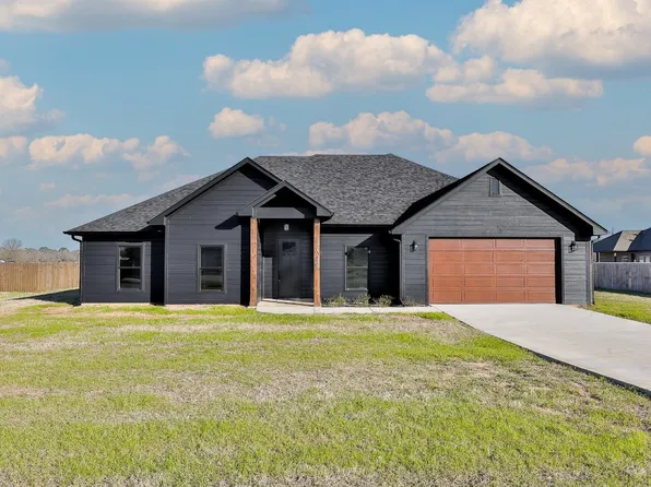 12205 Maplewood Dr, Lindale, TX 75771