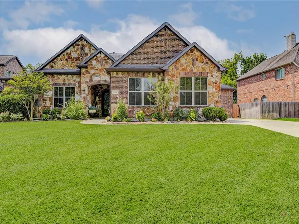 4315 Wickby St, Weston Lakes, TX 77441