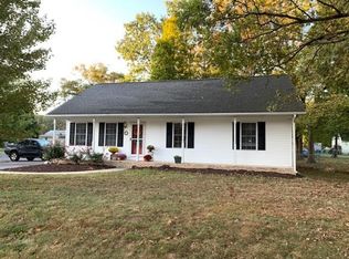 301 19th St, Grottoes, VA 24441