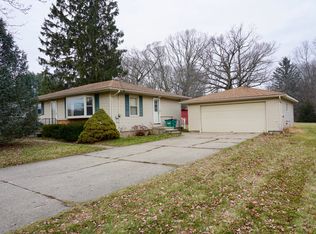 1800 Fenner Rd, Muskegon, MI 49445