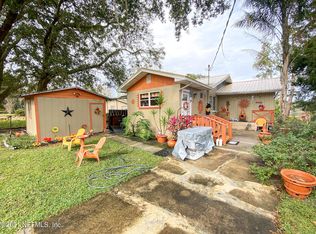 872 Lake Shore Ter, Interlachen, FL 32148