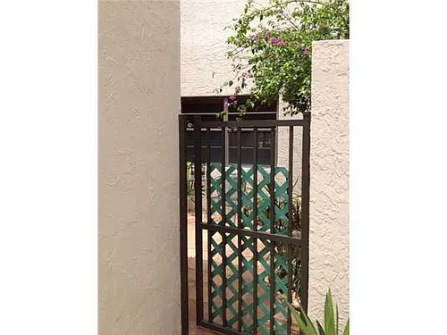 6654 Villa Sonrisa Dr Photo 1