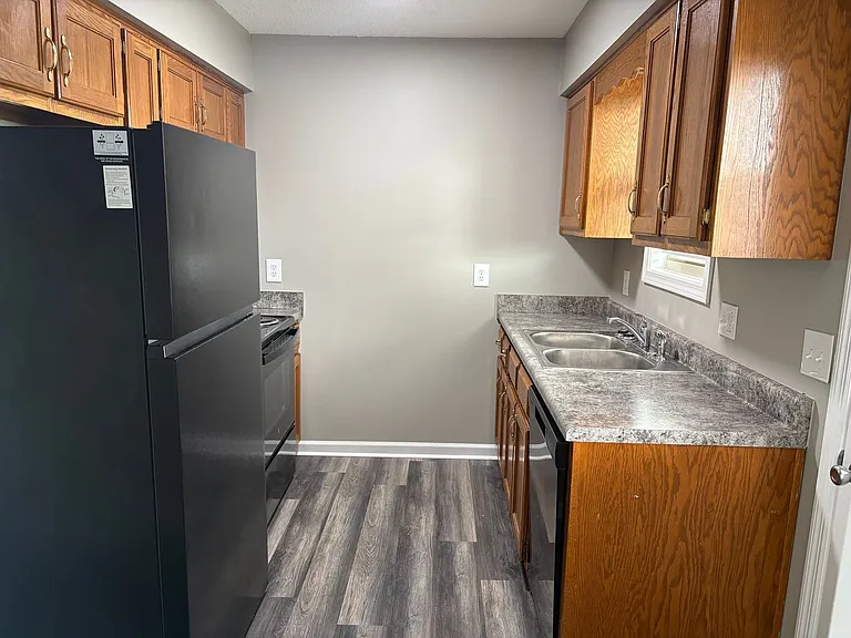 1034 Brandy Ln — Photo 1