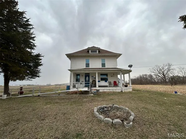 1106 W Jackson St, Albany, MO 64402