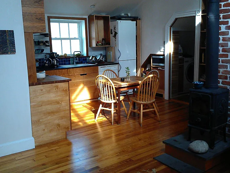 29 Windsor Rd #A — Photo 4