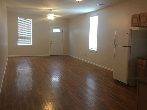 3rd image of 2233-35 Gravier St #2235