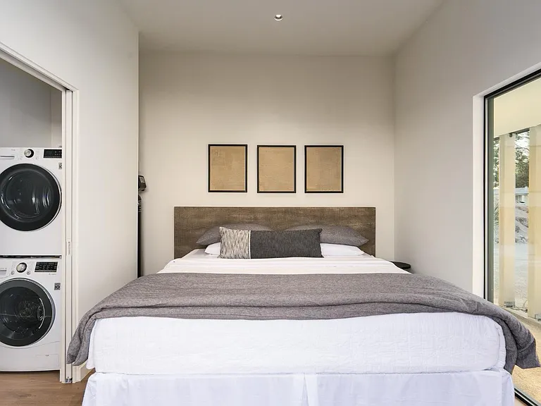 5311 E Mitchell Dr — Photo 25