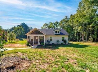 114 Crestbrook Cir, Shelby, NC 28152