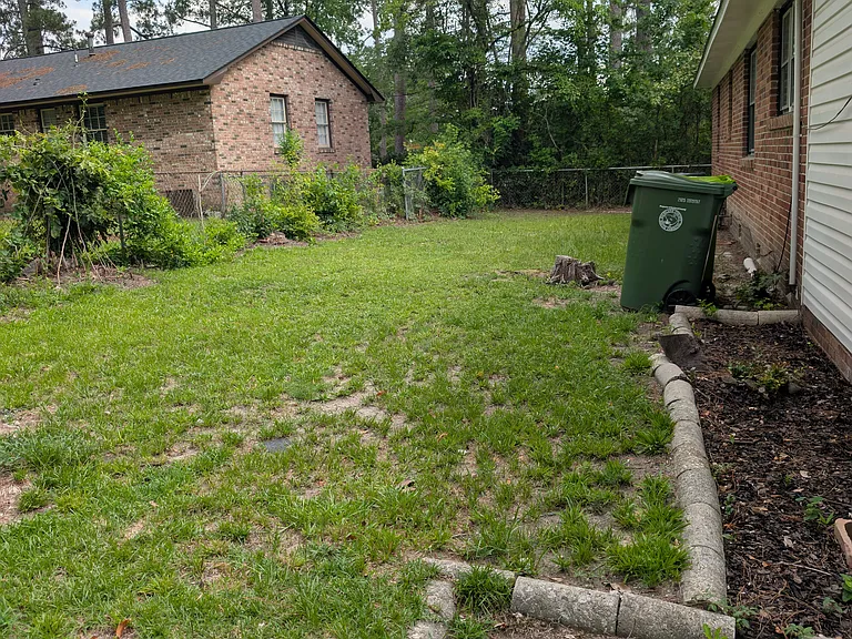 1013 Pinelane Rd — Photo 20