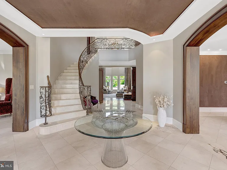 860 Nicholas Run Dr — Photo 61
