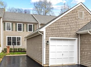 2526 Brenton Point Dr, Reston, VA