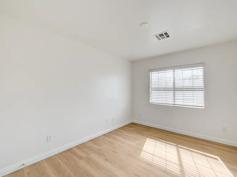 8918 Houston Ridge Ave — Photo 27