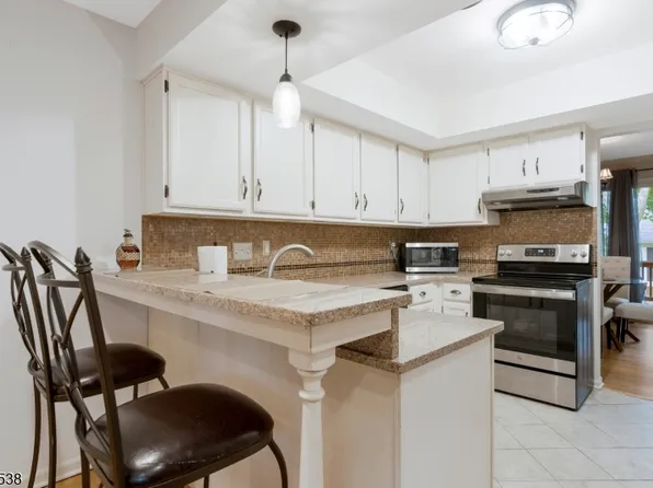 23 Eton Court, Bedminster Twp., NJ 07921