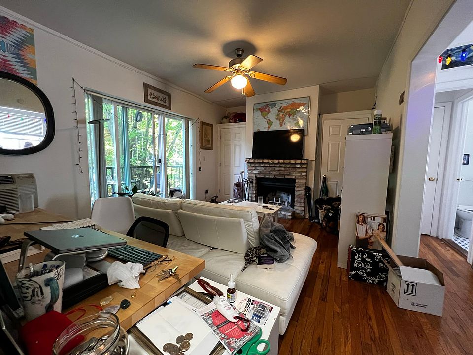 1st image of 507 W Deming Pl APT 3S