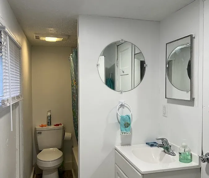 5446 Gov Barbour St #2 — Photo 8
