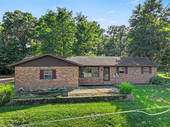 3288 Chestnut Ave, Coloma, MI 49038