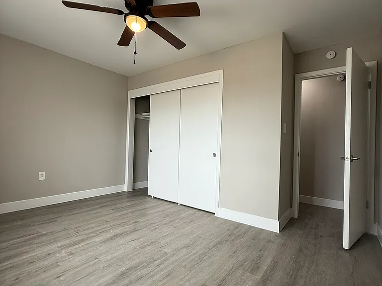 Tailwinds Apartments — Photo 10