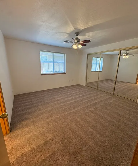 1323 Golden Park Dr #B — Photo 12