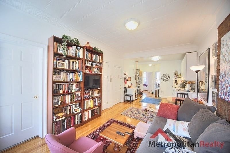 1st image of 108 7th Ave #4