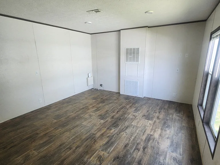 340 Live Oak Rd #5 — Photo 12
