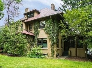 95 Maplewood Ave, Maplewood, NJ 07040