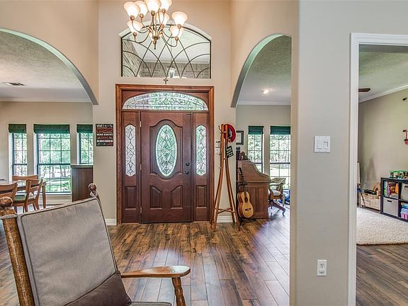 5th image of 8811 Sendera Dr