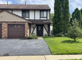 1703 De Forest Ln, Hanover Park, IL 60133