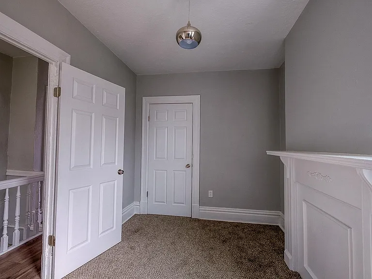 220 Shetland St — Photo 10