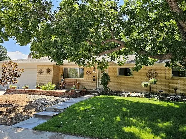 6123 Urban Ct, Arvada, CO 80004