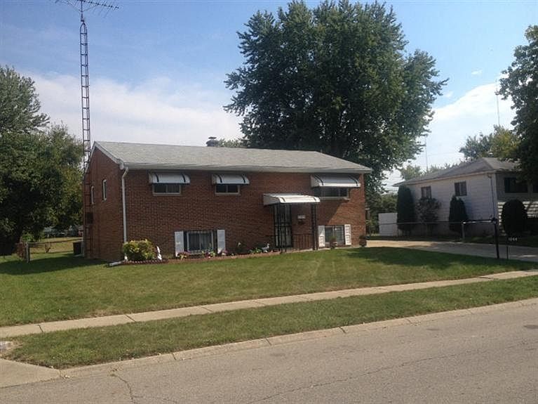 1st image of 1044 Rossiter Dr