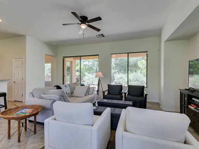 8 Kennesaw Rd — Photo 13