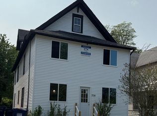 216 Bassett St APT 2, Syracuse, NY 13210