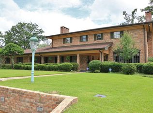 104 Hillendale Dr, Hattiesburg, MS 39402