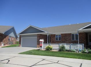 19 Brentwood Ct, Scottsbluff, NE 69361