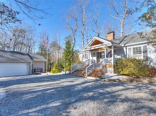 273 Cove Colony Rd, Lancaster, VA 22503