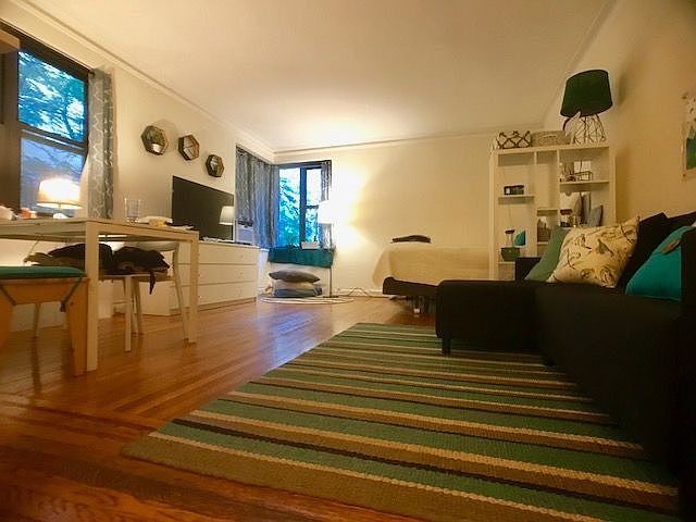 1st image of 405 E 51st St APT 3A