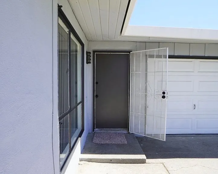 6548 Stoneman Dr — Photo 5