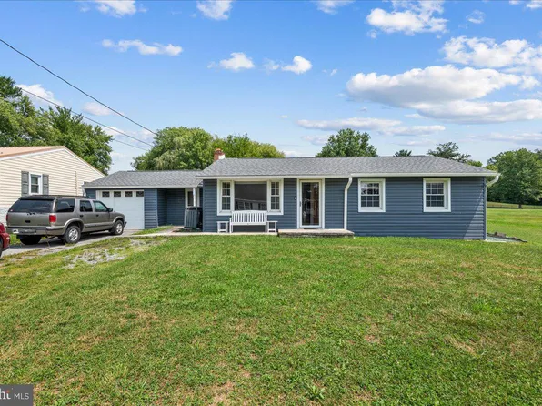 12331 Walnut Point W, Hagerstown, MD 21740