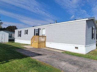 48575 Sandifer Ct, Shelby Township, MI 48317