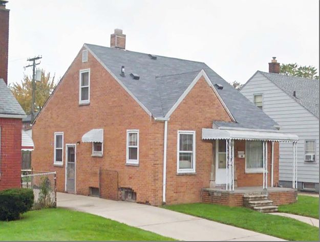 2nd image of 15908 Faircrest St