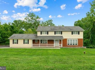 112 Beaumont Dr, Newtown, PA 18940