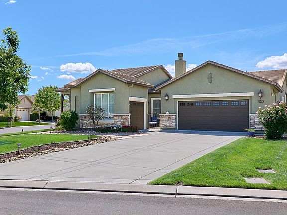 2nd image of 701 Cinnabar Hills