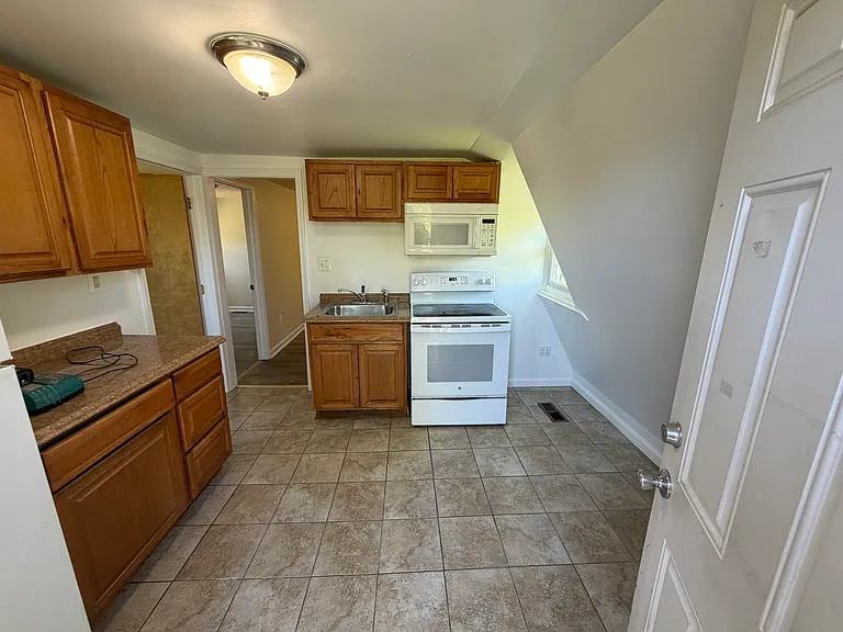 1061 Front St #1 — Photo 7